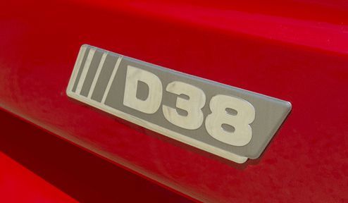 Dry goods: What do the numbers and letters on the truck body stand for?