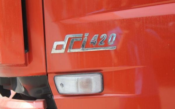 Dry goods: What do the numbers and letters on the truck body stand for?